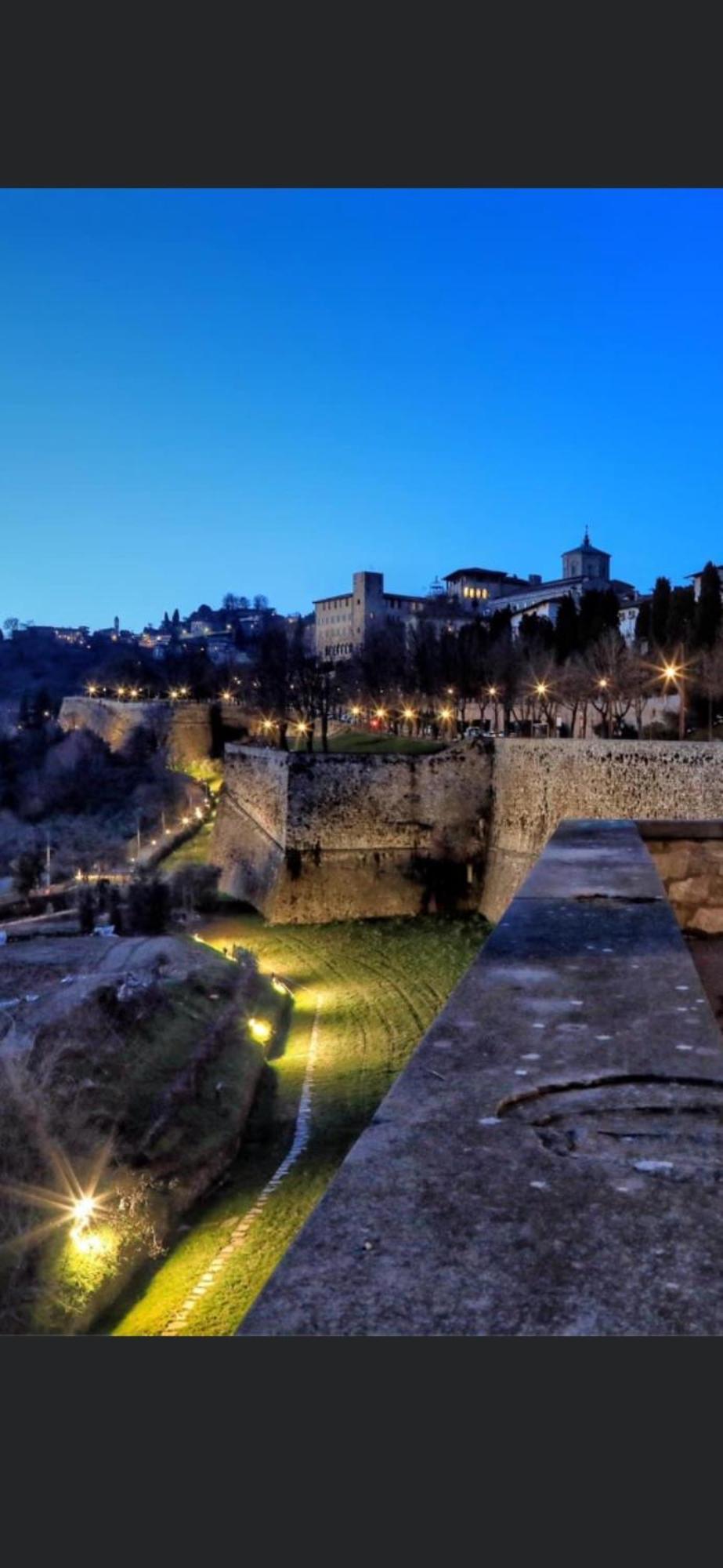 Smart Gold Apartment Luxury Central Bergamo Esterno foto